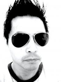 Derrick Dee avatar